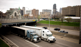 واردات انواع پوشاک